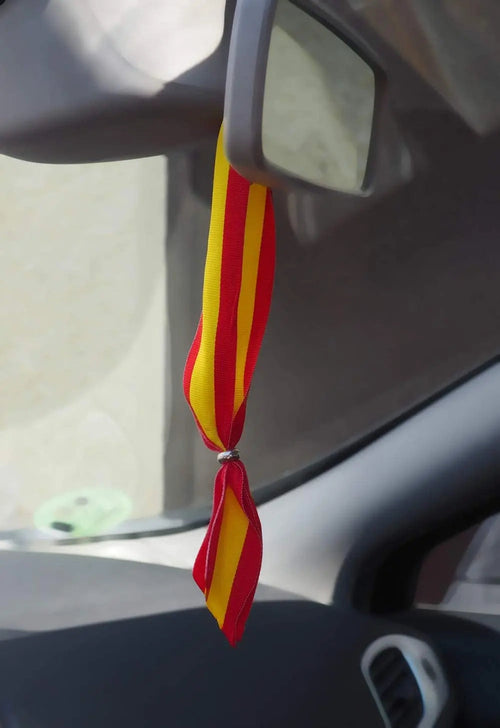 Comprar Adornos retrovisor Bandera de España Bandera España La Flamenca de Borgoña Patricia Muñoz VOX
