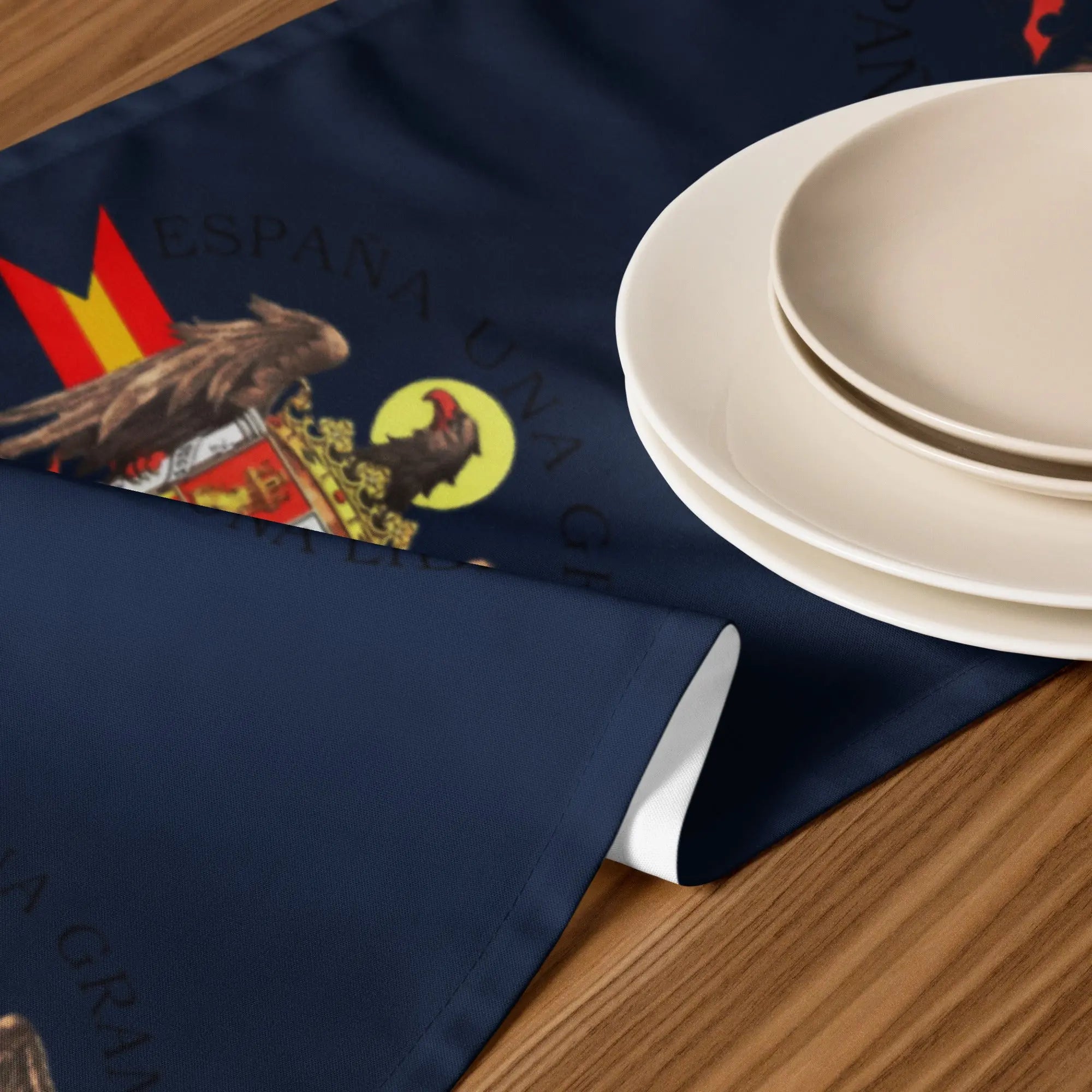 Comprar Camino de mesa Águila de San Juan Bandera España La Flamenca de Borgoña Patricia Muñoz VOX