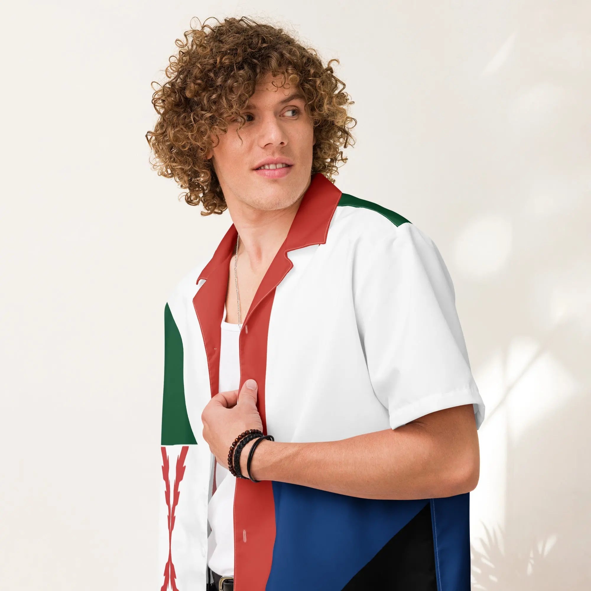 Comprar Camisa Cruz de Borgoña multicolor manga corta unisex Bandera España La Flamenca de Borgoña Patricia Muñoz VOX