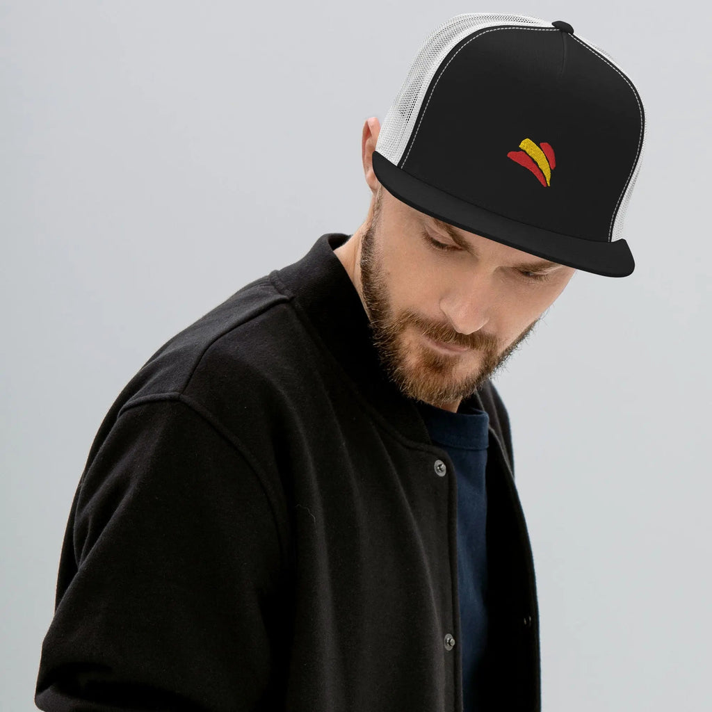 Comprar Gorra Bandera España bordada trucker Bandera España La Flamenca de Borgoña Patricia Muñoz VOX