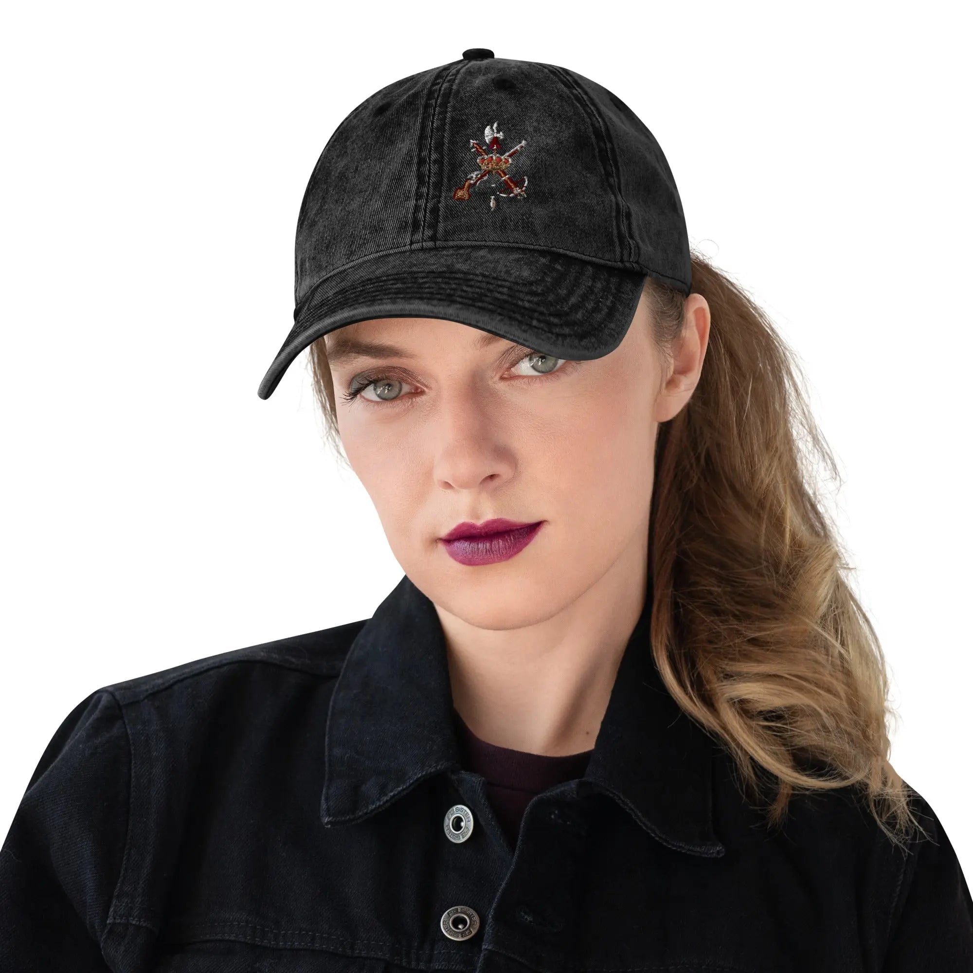 Comprar Gorra Legión Española en sarga algodón vintage Bandera España La Flamenca de Borgoña Patricia Muñoz VOX