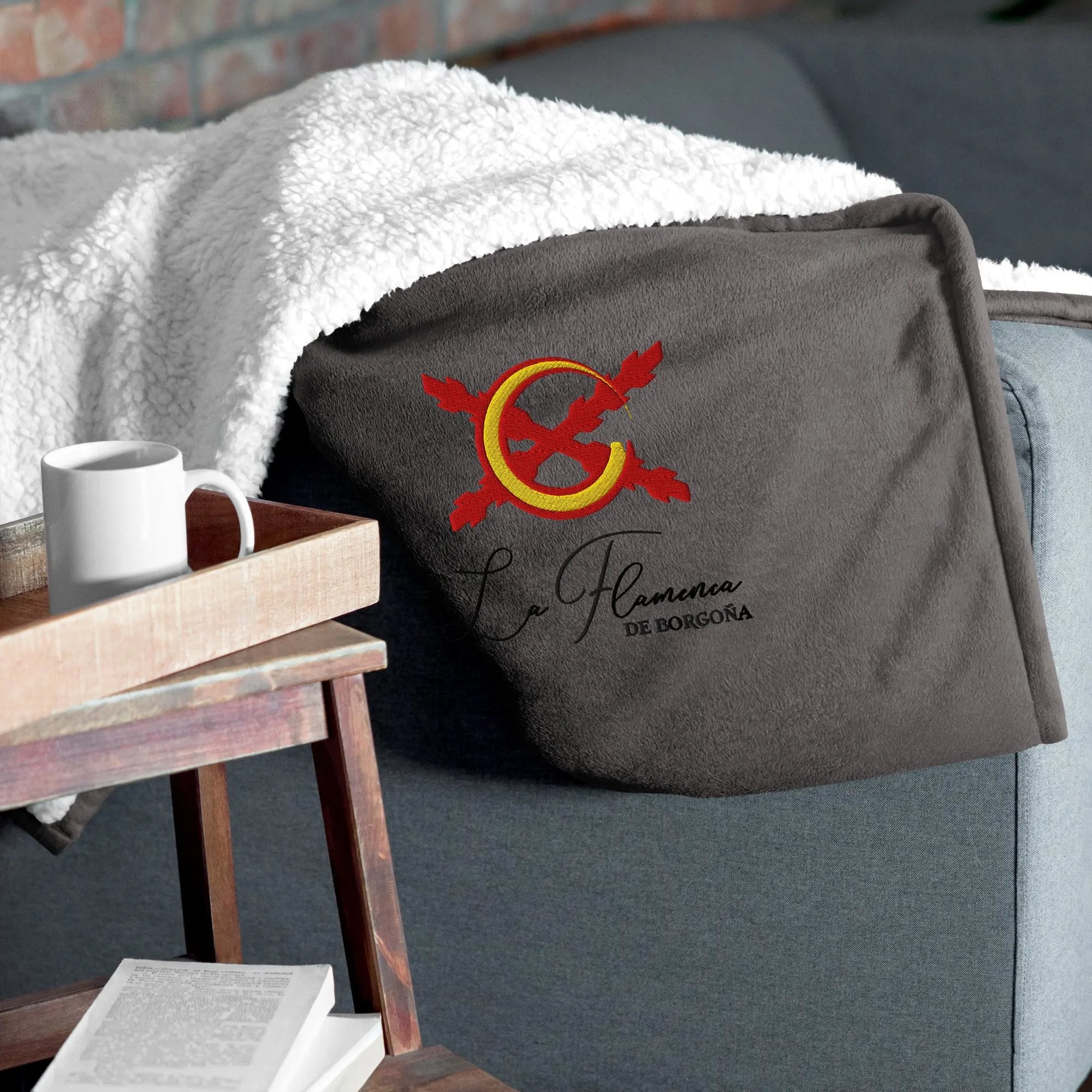 Comprar Manta borreguillo premium La Flamenca de Borgoña La Flamenca de Borgoña Bandera España