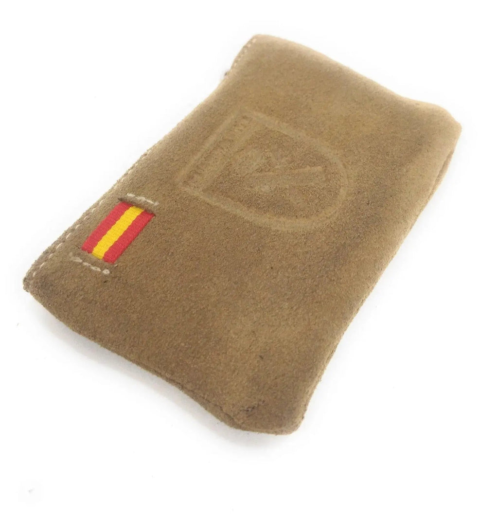 Comprar Monedero Guardia Civil serraje camel Bandera España La Flamenca de Borgoña Patricia Muñoz VOX