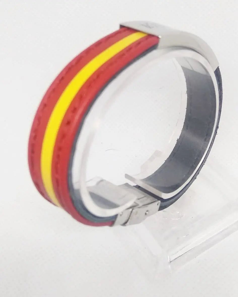 Comprar Pulsera de España con Escudo Nacional Bandera España La Flamenca de Borgoña Patricia Muñoz VOX